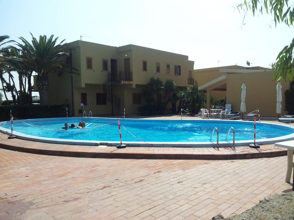 Gli Appartamenti Degli Dei Milazzo Ruang foto