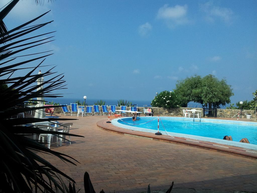 Gli Appartamenti Degli Dei Milazzo Ruang foto