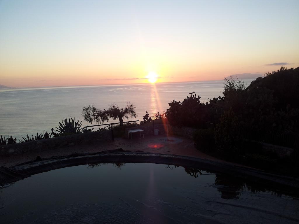 Gli Appartamenti Degli Dei Milazzo Ruang foto